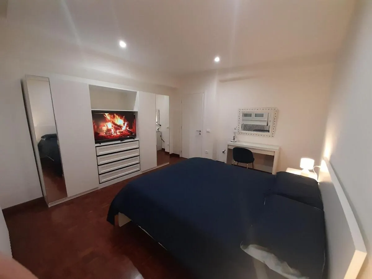 Biemot Home Near The Sea And Pine Forest ヴィアレッジョ 0*,  イタリア